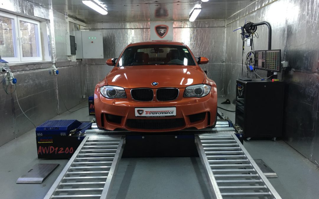 BMW 1M